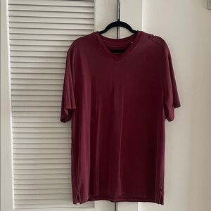 Tommy Bahama Men's V-Neck Tee - Burgundy
